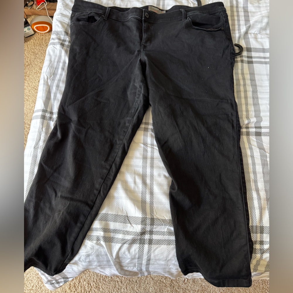 Women’s Black Pants